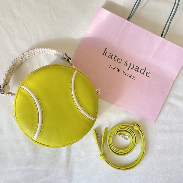 kate spade new york(ケイトスペードニューヨーク)のケイトスペード　ショルダーバッグ　テニス　ボール　ハンドバッグ　イエロー　百貨店 レディースのバッグ(ハンドバッグ)の商品写真