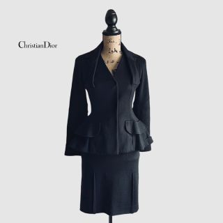 ディオール(Christian Dior) 黒 スーツ(レディース)の通販 30点 ディオール(Christian Dior) 黒 スーツ(レディース)の通販 30点