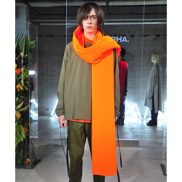 ISSEY MIYAKE(イッセイミヤケ)のAPOCRYPHA 20AW Big Stall大判ストール マフラー メンズのファッション小物(マフラー)の商品写真