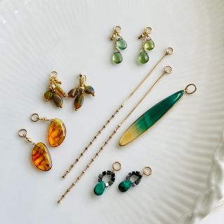 agete - agete♡K10 アパタイト チャーム ピアス イヤリングの通販 by