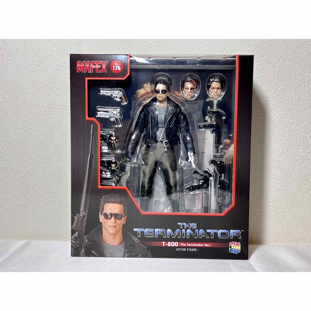 MEDICOM TOY(メディコムトイ)のマフェックス No.176 MAFEX T-800 The Terminator エンタメ/ホビーのフィギュア(SF/ファンタジー/ホラー)の商品写真