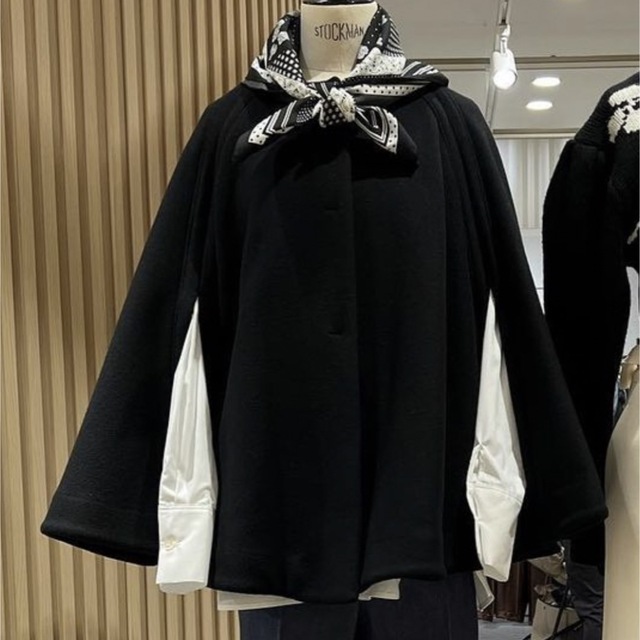 美品】☆お値下げ☆ ohga オーガ ケープコートCLOAK ポンチョ 経典