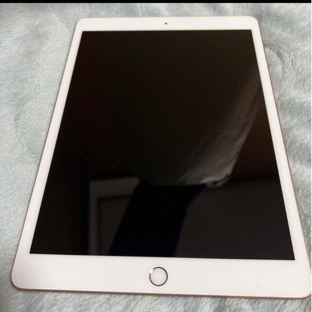 iPad第8世代ゴールド32GBWiFiモデルGoldオマケつき美品タブレット 9