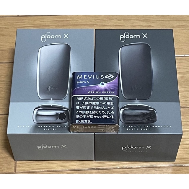 PloomTECH(プルームテック)のPloom X シルバー スレートグレイ 、シルバー スターターキット2つセット コスメ/美容のコスメ/美容 その他(その他)の商品写真