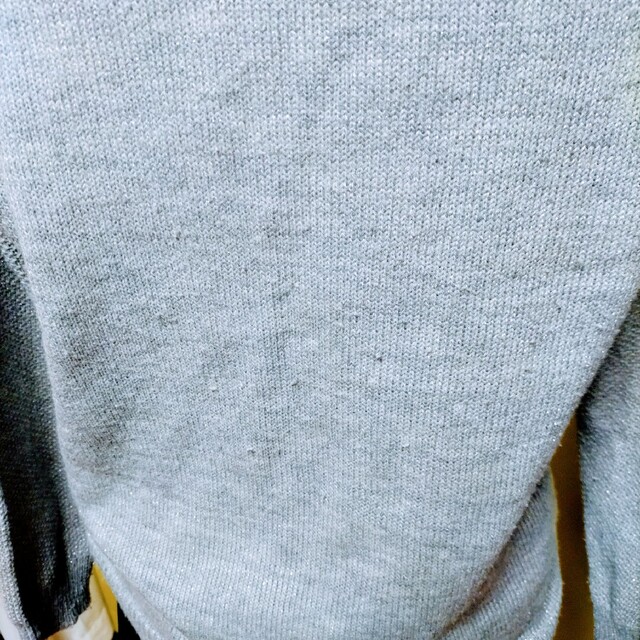 送料無料 匿名配送 グレーのセーター Lサイズ レディースのトップス(ニット/セーター)の商品写真