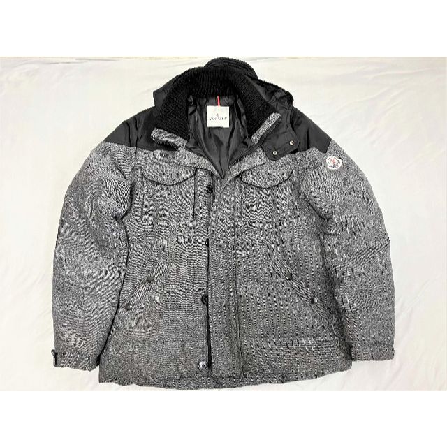 ◆モンクレール Moncler ダウンジャケット Size 4 (L～XL)4素人平置き計測