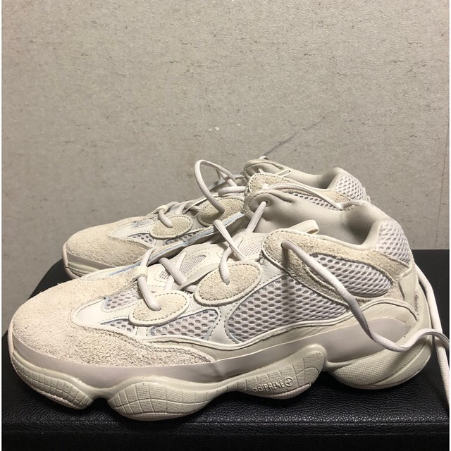 YEEZY（adidas）(イージー)のadidas アディダス　YEEZY 500 BLUSH メンズの靴/シューズ(スニーカー)の商品写真