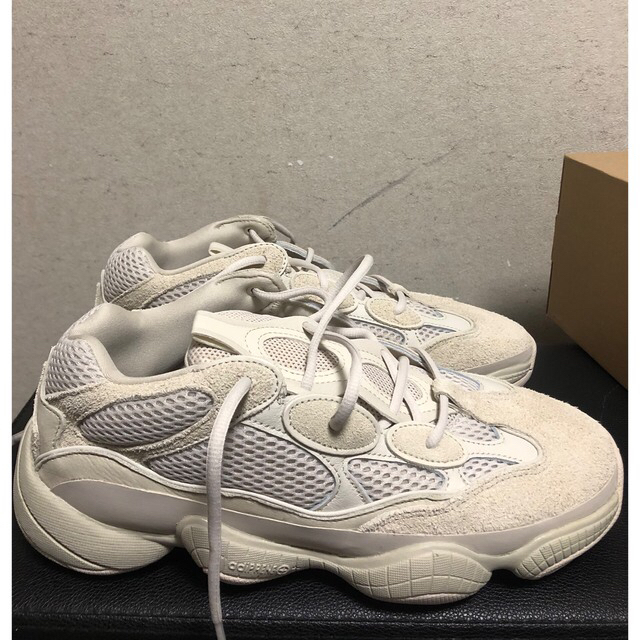 YEEZY（adidas）(イージー)のadidas アディダス　YEEZY 500 BLUSH メンズの靴/シューズ(スニーカー)の商品写真