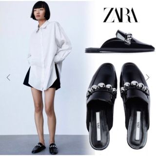 ザラ(ZARA)の匿名配送 新品　ZARA ローファー スタッズ ミュール　フラットシューズ(ローファー/革靴)