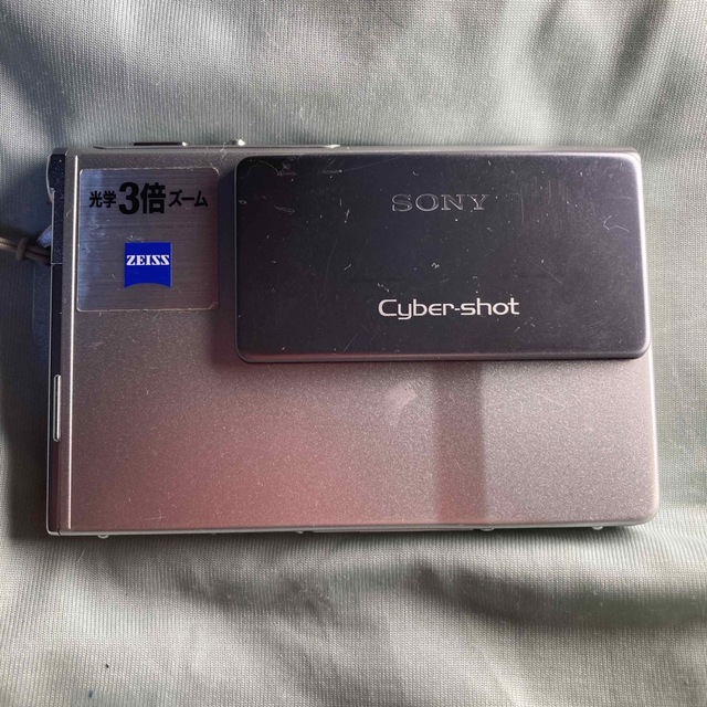 SONY(ソニー)のSony  DSC-T7 シルバー スマホ/家電/カメラのカメラ(コンパクトデジタルカメラ)の商品写真