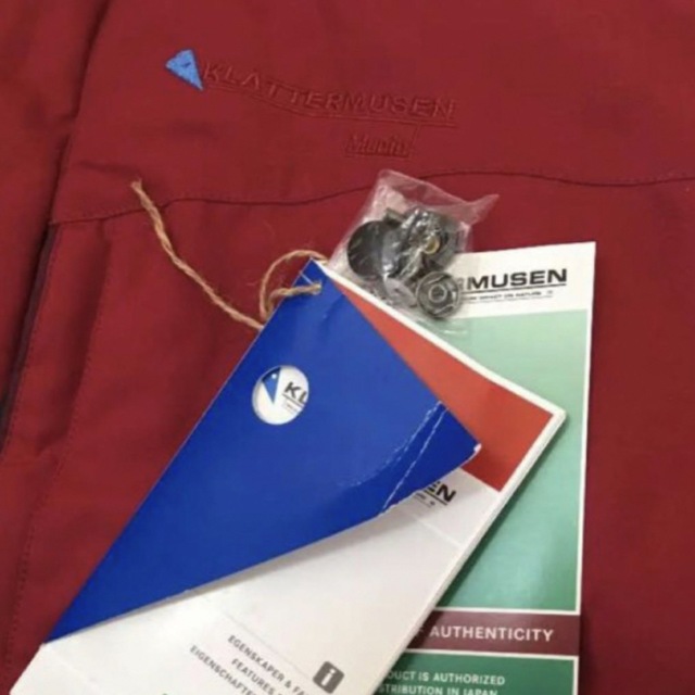 Klattermusen(クレッタルムーセン)のクレッタルムーセン　ムーニン　MUNIN ジャケット　ダウン　レッド　L メンズのジャケット/アウター(ダウンジャケット)の商品写真