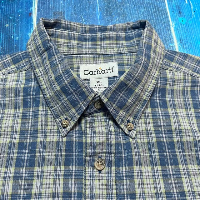 carhartt(カーハート)の【カーハート】レザーロゴフラップダブルポケットレトロワークチェックシャツ　ブルー メンズのトップス(シャツ)の商品写真