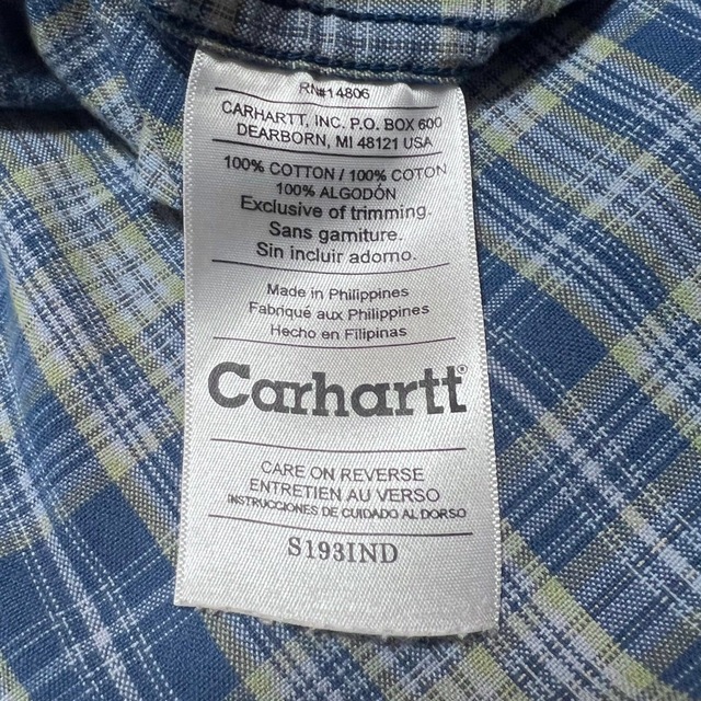 carhartt(カーハート)の【カーハート】レザーロゴフラップダブルポケットレトロワークチェックシャツ　ブルー メンズのトップス(シャツ)の商品写真