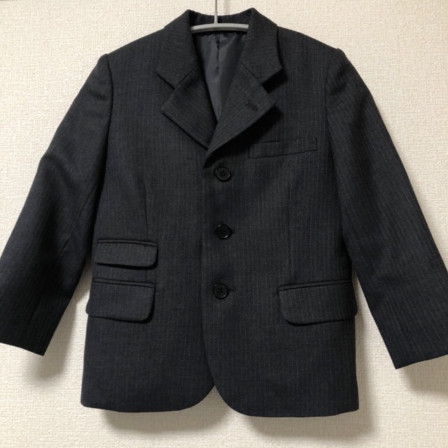 BURBERRY(バーバリー)の【美品】BURBERRYキッズスーツ上下セットフォーマル110入学式卒業式七五三 キッズ/ベビー/マタニティのキッズ服男の子用(90cm~)(ドレス/フォーマル)の商品写真