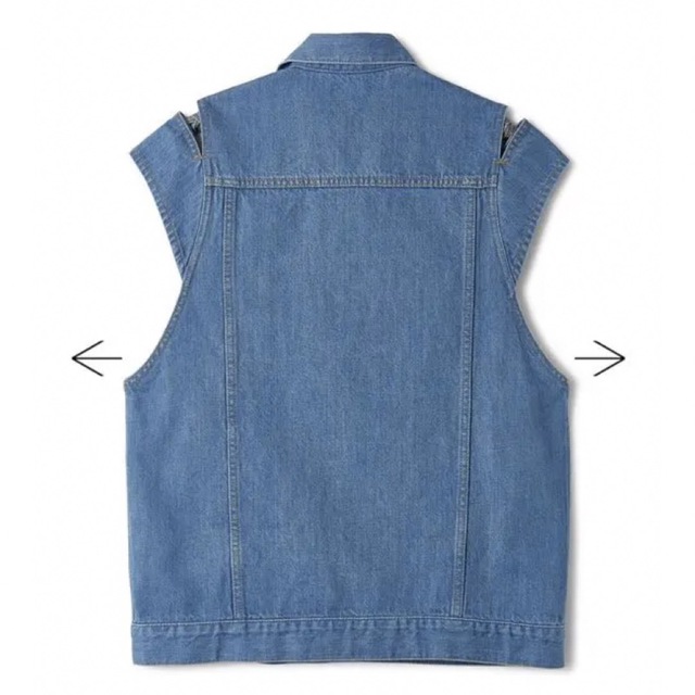 TOGA(トーガ)のSoduk ribbon denim vest レディースのトップス(ベスト/ジレ)の商品写真