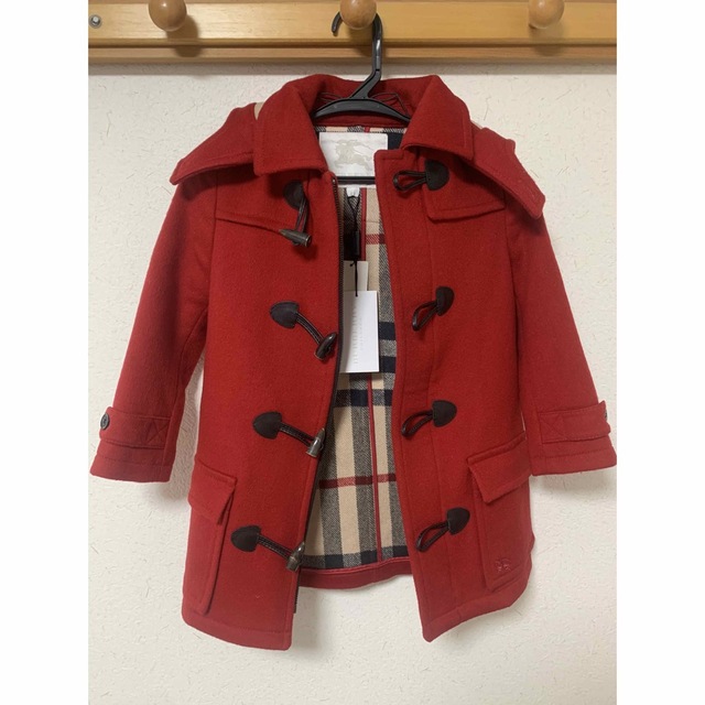 BURBERRY(バーバリー)の新品　バーバリー　BUBBERRY ダッフルコート　キッズ キッズ/ベビー/マタニティのキッズ服女の子用(90cm~)(コート)の商品写真