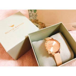 ダニエルウェリントン(Daniel Wellington)のオリビアバートン  レディース腕時計 ウォッチ ケースカフ Nude&Gold(腕時計)