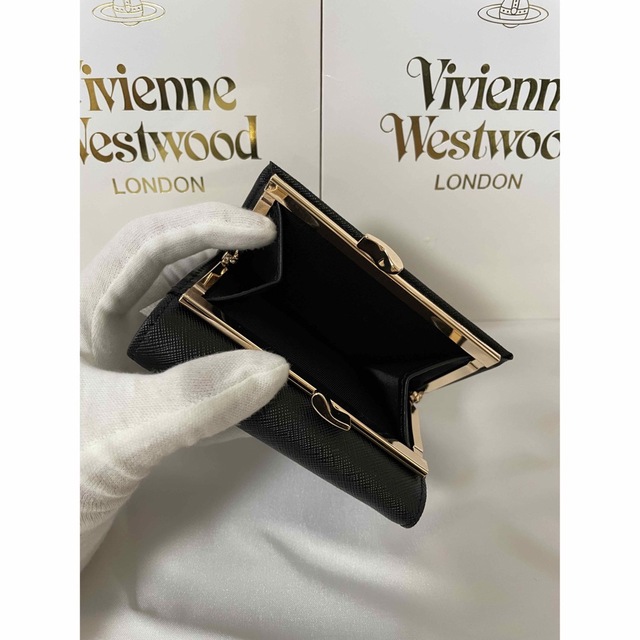 Vivienne Westwood(ヴィヴィアンウエストウッド)のヴィヴィアンウエストウッド　三つ折り財布　新品未使用　ミニウォレット　ブラック メンズのファッション小物(折り財布)の商品写真