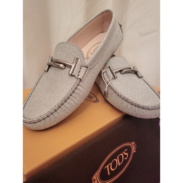 TOD'Sグリッターローファー