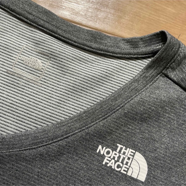 THE NORTH FACE(ザノースフェイス)の美品ザ・ノース・フェイス THE NORTH FACE ランニングシャツ レディースのトップス(Tシャツ(半袖/袖なし))の商品写真