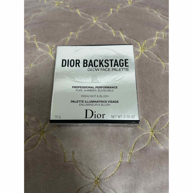 Christian Dior(クリスチャンディオール)の【新品未使用】ディオール バックステージ フェイス グロウ パレット 001 コスメ/美容のベースメイク/化粧品(チーク)の商品写真