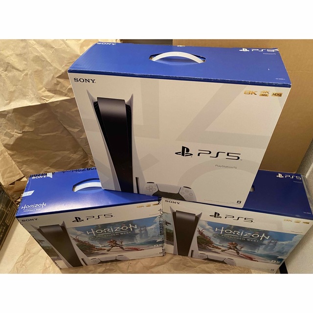 SONY(ソニー)のPlayStation 5    (3台) エンタメ/ホビーのゲームソフト/ゲーム機本体(家庭用ゲーム機本体)の商品写真