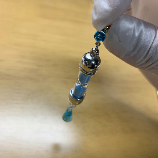 【ヴァニタスの手記】砂時計ピアス & ステンレス イヤーカフー ギフト箱付き