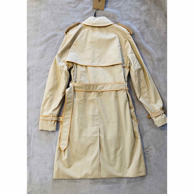 低価新作登場 BURBERRY - バーバリー トレンチ 縁取り ライン オレンジ