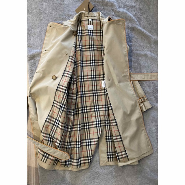 低価新作登場 BURBERRY - バーバリー トレンチ 縁取り ライン オレンジ