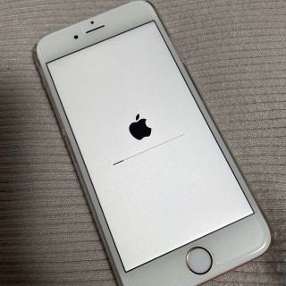 アップル(Apple)のiPhone6S(スマートフォン本体)