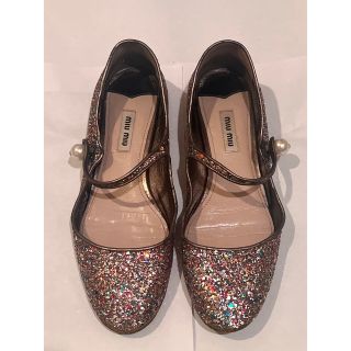 ミュウミュウ(miumiu)のミュウミュウ miumiu パンプス ローヒール グリッター ラメ ストラップ(ハイヒール/パンプス)