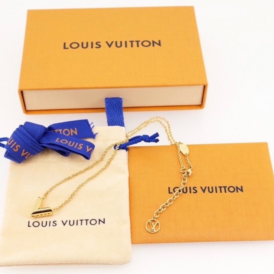 新品未使用LOUIS VUITTON エッセンシャルV ゴールドカラー