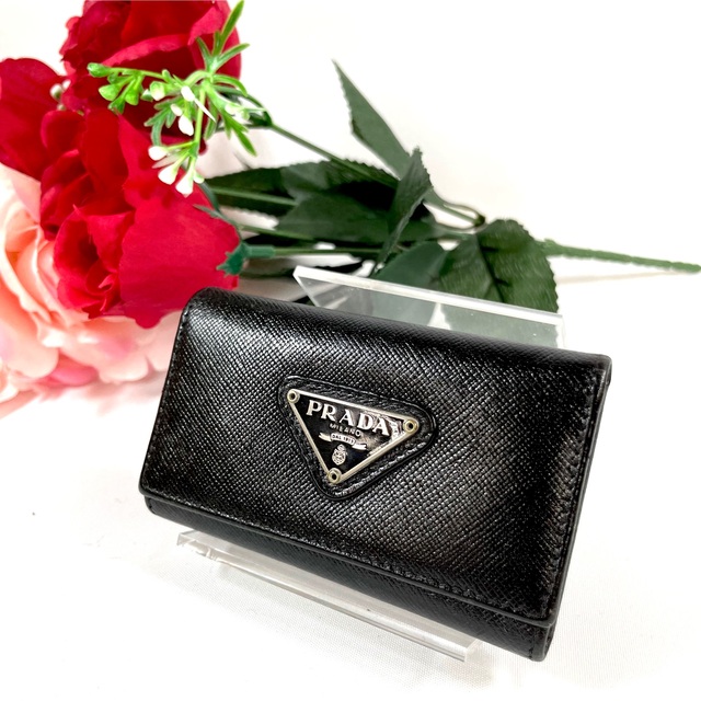 美品】PRADA プラダ 6連キーケース サフィアーノレザー 黒 - www