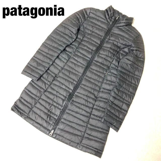 patagonia(パタゴニア)のパタゴニア　ダウンコート　ブラック　S　美品　ロング レディースのジャケット/アウター(ダウンコート)の商品写真