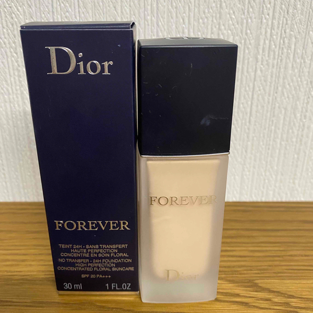 Christian Dior(クリスチャンディオール)のクリスチャン ディオール ディオールスキン フォーエヴァー フルイドマットON コスメ/美容のベースメイク/化粧品(ファンデーション)の商品写真