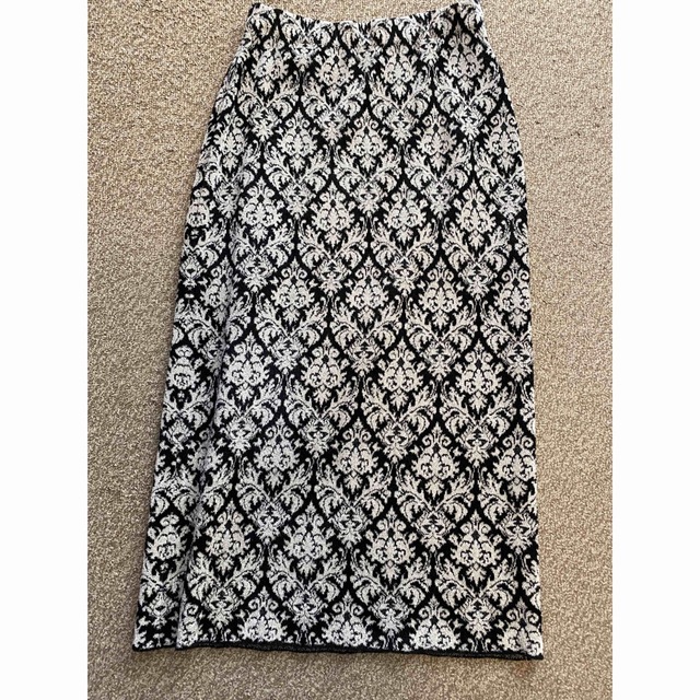 IENA(イエナ)のイエナ　ニットジャガードスカート36 used品 レディースのスカート(ひざ丈スカート)の商品写真