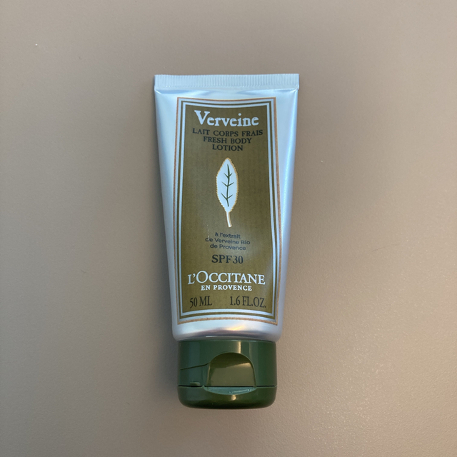 L'OCCITANE(ロクシタン)のUVフレッシュボディローション コスメ/美容のボディケア(日焼け止め/サンオイル)の商品写真