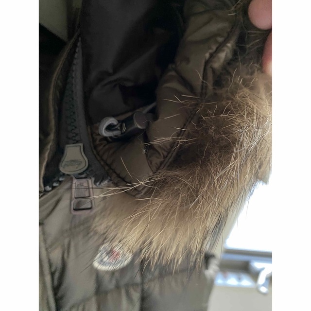 MONCLER(モンクレール)の【美品】モンクレールダウンベスト メンズのジャケット/アウター(ダウンベスト)の商品写真