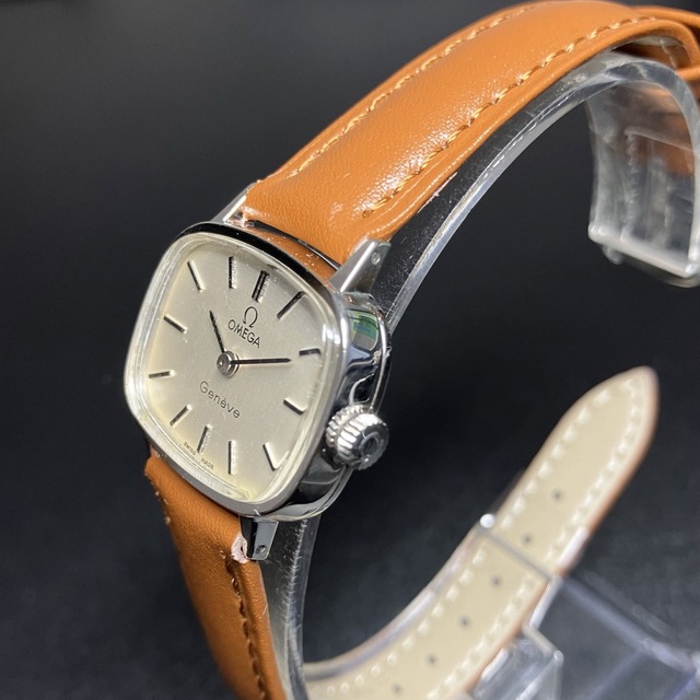 【良品 確実正規品】 オメガ ジュネーヴ Geneve トノー型 腕時計 可動品 【良品 確実正規品】 オメガ ジュネーヴ Geneve トノー型 腕時計 可動品