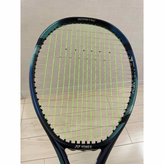 YONEX(ヨネックス)のヨネックス　EZONE100 2022 スポーツ/アウトドアのテニス(ラケット)の商品写真