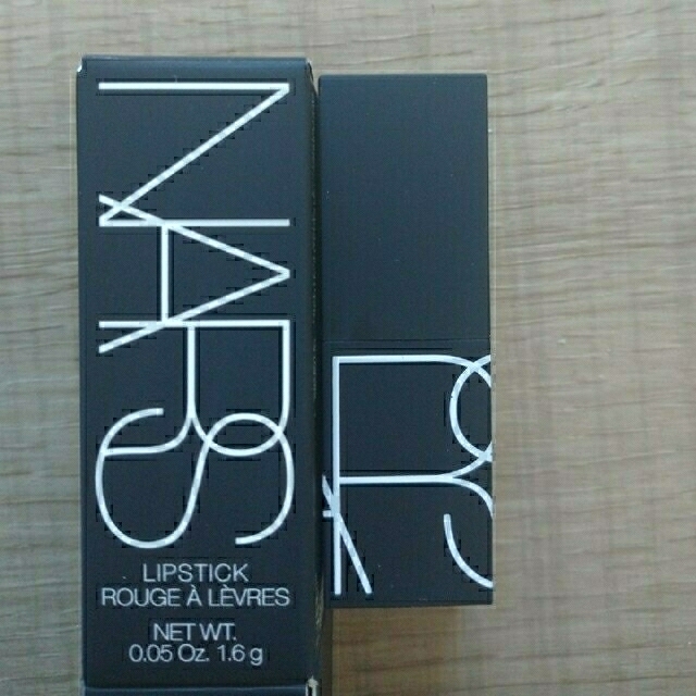 NARS(ナーズ)の新品★ミニサイズ★NARS　リップスティック　1.6g コスメ/美容のベースメイク/化粧品(口紅)の商品写真