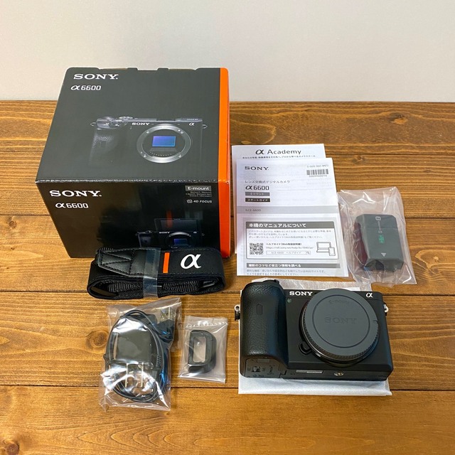 極美品】SONY ILCE-6600 α6600ボディ 極美品】SONY ILCE-6600 α6600ボディ