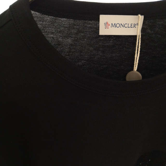 MONCLER(モンクレール)のMONCLER モンクレール 20SS MAGLIA T-SHIRT M/LUNGA フロントロゴ ロングスリーブカットソー 長袖Tシャツ ブラック G10918D71810 メンズのトップス(Tシャツ/カットソー(七分/長袖))の商品写真