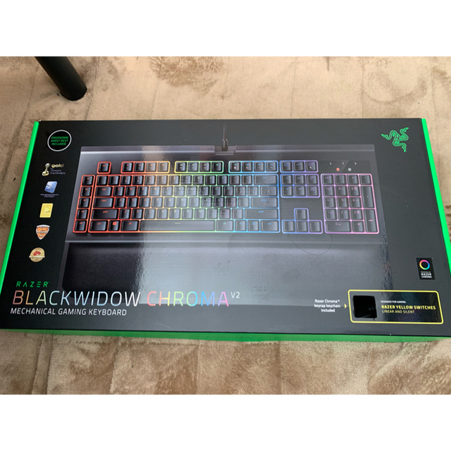 Razer Blackwidow TE Chroma v2 黄軸