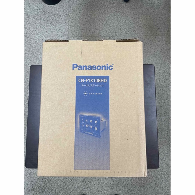 Panasonic(パナソニック)のPanasonicストラーダ F1X PREMIUM10 CN-F1X10BHD 自動車/バイクの自動車(カーナビ/カーテレビ)の商品写真