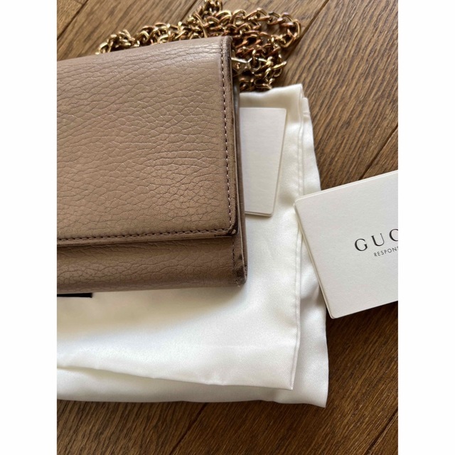 Gucci - 週末セール!GUCCI チェーンウォレット ベージュの通販 by