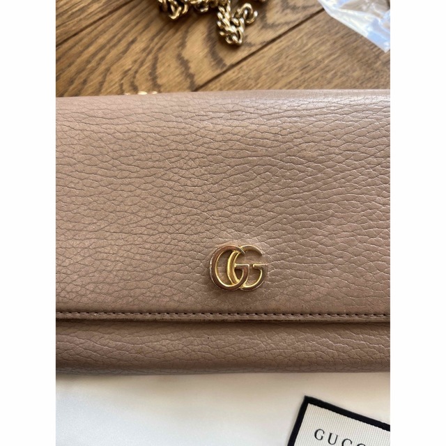Gucci - 週末セール!GUCCI チェーンウォレット ベージュの通販 by