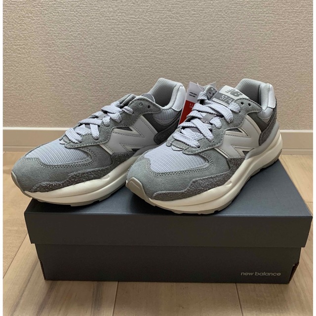 New Balance(ニューバランス)のnew balance ニューバランスM5740PSG グレー 23cm 新品 レディースの靴/シューズ(スニーカー)の商品写真