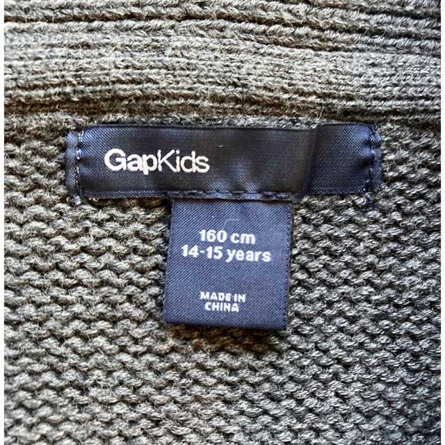 GAP Kids(ギャップキッズ)のGap Kids ニット カーディガン【160㎝】 キッズ/ベビー/マタニティのキッズ服男の子用(90cm~)(カーディガン)の商品写真