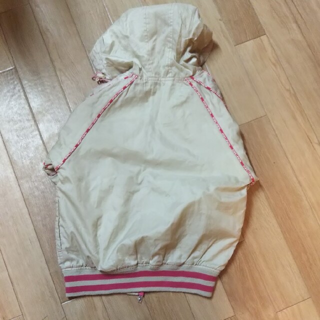 130  女の子ジャンパー キッズ/ベビー/マタニティのキッズ服女の子用(90cm~)(ジャケット/上着)の商品写真